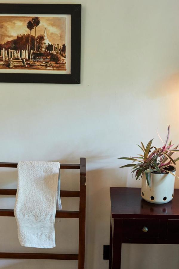 Villa Sunbird Negombo Luaran gambar